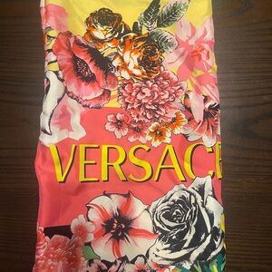 Versace White Store Receipt